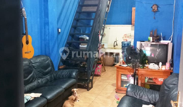 Rumah 1,5 Lantai di Regency Melati Mas, Tangerang Selatan