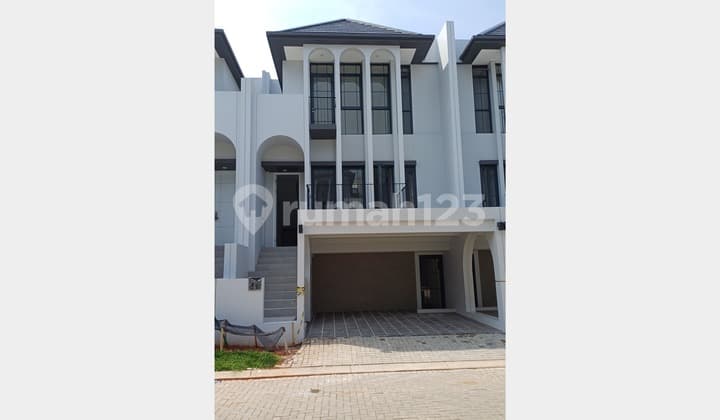 Rumah Nyaman di Greenwich Park, Cluster Aether BSD City