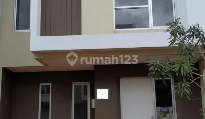 Rumah 2 Lantai di Malibu Coral Gading Serpong, Tangerang