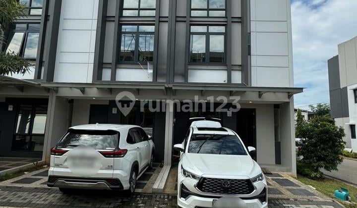 Ruko Gandeng Latinos Business District di Bsd, Tangerang Selatan