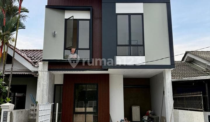 Rumah 2 Lantai Hadap Selatan di Nusaloka Bsd City, Tangerang Selatan