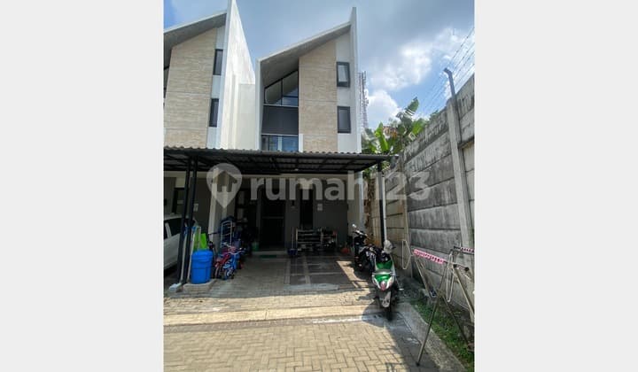 Rumah Siap Huni di Provence Suites Bsd Tangerang Selatan