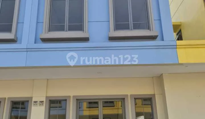Disewakan Ruko Maggiore Grande 2 Lantai di Gading Serpong, Tangerang Disewakan Ruko Maggiore Grande 2 Lantai di Gading Serpong, Tangerang