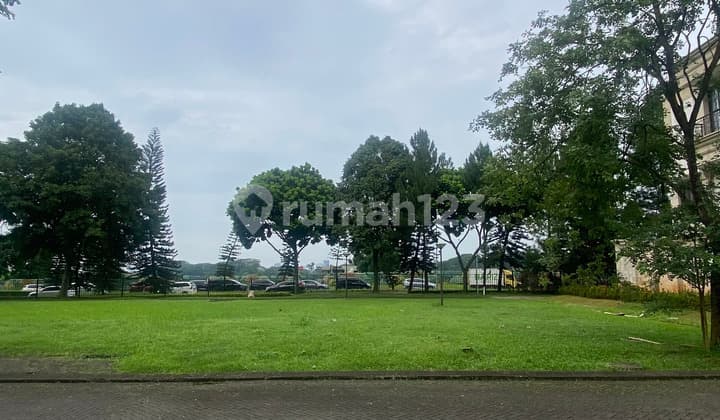 Kavling Depan Taman di De Park Cajuputi BSD, Tangerang Selatan