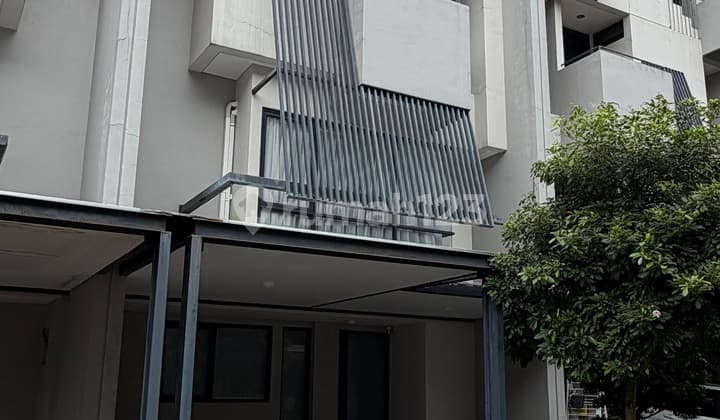 Rumah 2 Lantai Furnished di Invesihaus Tabebuya BSD, Tangerang Selatan