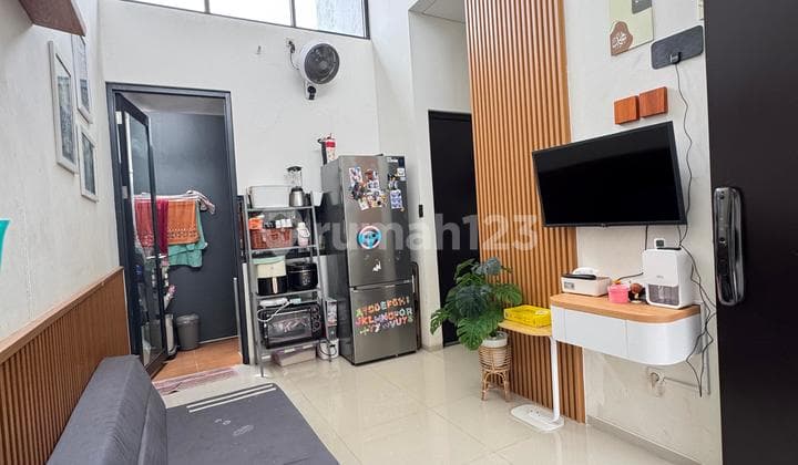 Fully Furnished House in Golden Park 3 Serpong, South Tangerang