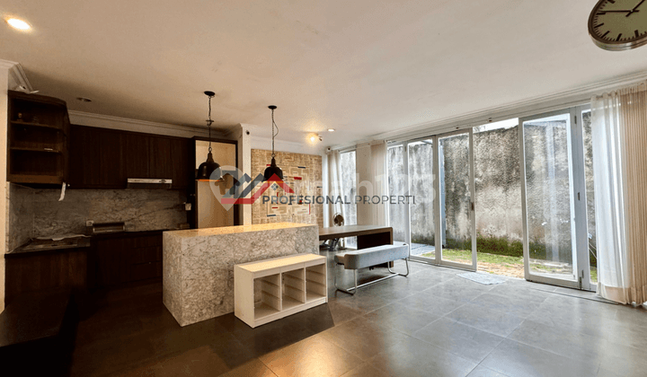 Rumah Minimalis Modern Dalam Cluster Dekat Tol Desari