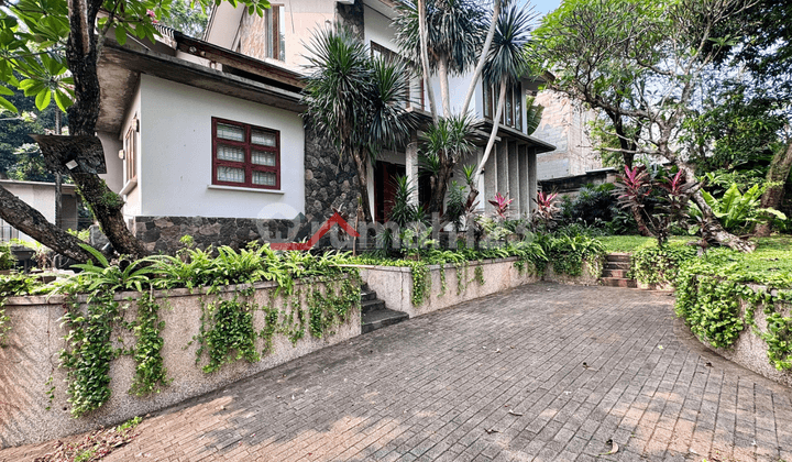 Rumah Siap Huni Konsep Villa Kawasan Cirendeu Tangerang Selatan