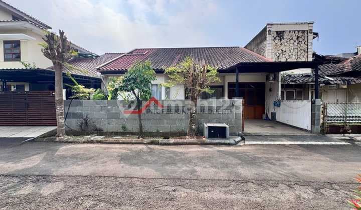 *RUMAH TERAWAT SIAP HUNI DALAM KOMPLEK VILLA DELIMA* Lingkungan Tenang & Nyaman Harga Menarik Lebak Bulus