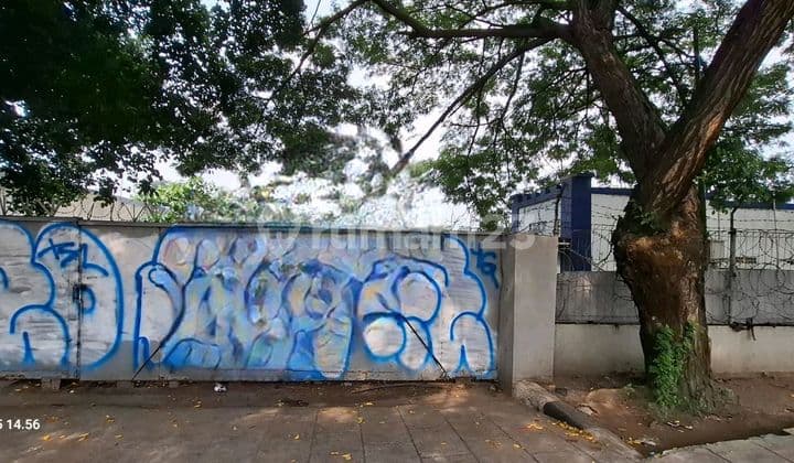 Disewakan Kavling + Gudang di Yos Sudarso