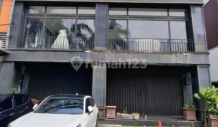 For Sale: Beautiful Twin Shop House in Kemayoran
