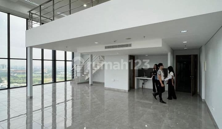 For Sale/ Quick Lease Soho Office The Smith Alam Sutra