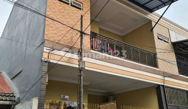 Dijual Rumah Poris Indah Luas Tanah : 71 M2 Luas Bgunan : 103 M2 2 Lantai Kamar Tidur : 3 Kamar Mandi : 3 Surat SHM Air Pam Listrik 3.500 Hadap Barat Semi Furnished Harga 1,5 Milyar ( Nego Tipis )