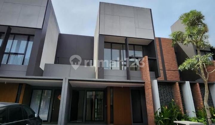 Suvarna Sutera Cluster Flavio Cikupa Tangerang, Land Area 120 (8x15), Building Area 135, Certificate on Hand, Bedrooms 3+1, Bathrooms 3+1, South Facing, 2200 Electricity, Rp. 1.45 Billion Negotiable
