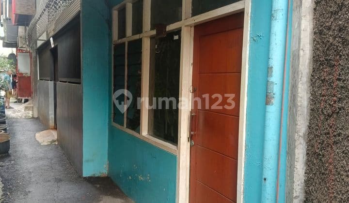 Dijual Rumah Tambora Jl. Sereal Buat Praktek Dr. Gigi LT 36 M2 (4X9) LB 72 M2 KT 3 KM 1 Ruang Tamu SHM 2 Lantai Harga 900 Jt ( bisa Nego )