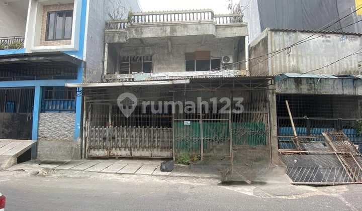 Rumah Tua Dijual di Teluk Gong Hitung Tanah, Dekat THI, Jelambar Lt.120m2 (8x15) Lb.120m2 SHM Hitung Tanah Siap bangun Harga: 1,95M
