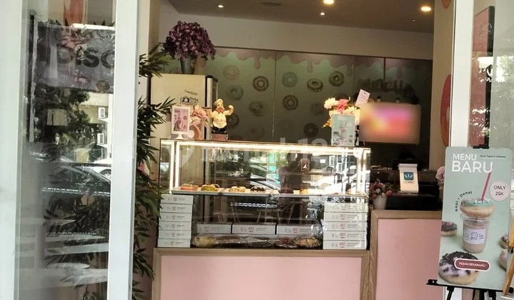 Turun Harga! 2 Unit Ruko Rendeng Jarang Ada Singgasana Turun Harga! 2 Unit Ruko Rendeng Jarang Ada Singgasana