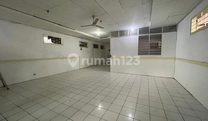 Ruko di Pajajaran, Bandung