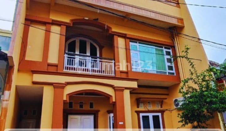 For Sale 2-Story House in Puri Tata Indah, Price 1.4 Billion Negotiable, Ready to Occupy.