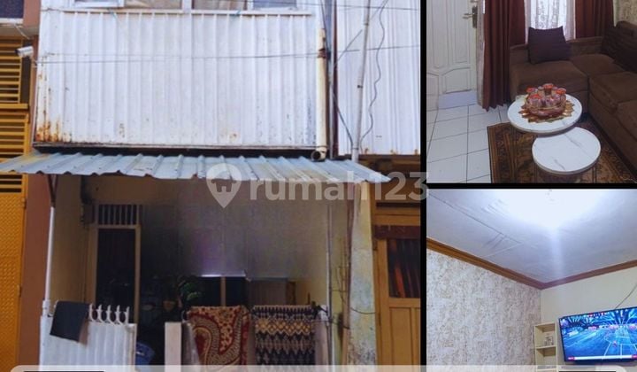 For Sale: 2-Story Semi-Shophouse on Haji Borra Axis, Price 1.5 Billion Negotiable, Contact via VC.