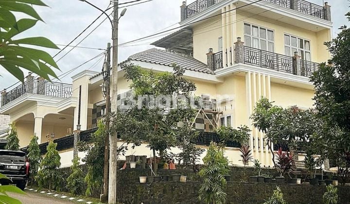 Rumah Mewah 3 Lt di Perumahan Citra Indah City Bukit Cattleya Jonggol Bogor Jawa Barat Full Furnish Bebas Banjir