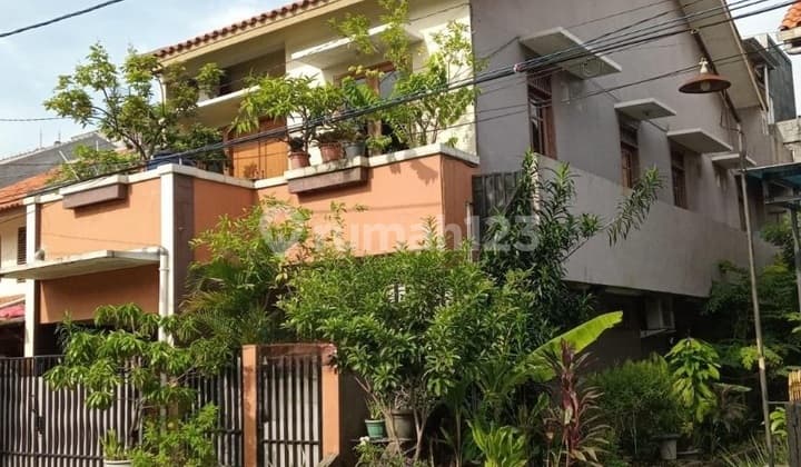 Rumah Asri 2 Lt Komplek Malaka Asri Duren Sawit Jakarta Timur Strategis