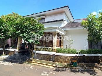 House in Mahagoni Park Bintaro Jaya, Luxurious and Strategic.