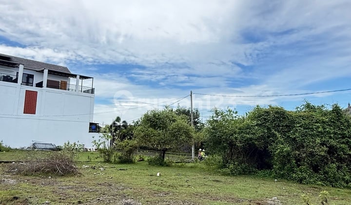 Premium Land for Sale - Prime Corner Position on Main Road, Gayangsari Kutuh Bali