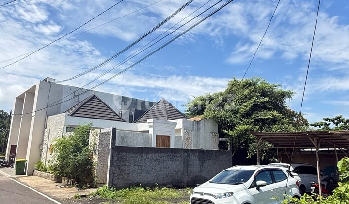 Land for Sale - Villa Balangan Bali Complex Environment