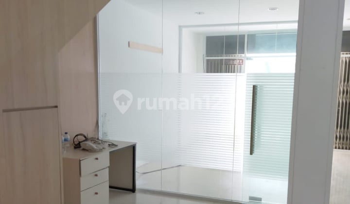 Disewakan Murah Ruko Bagus Rapi 2 Lantai Di Boulevard Raya Kelapa Gading Jakarta Utara