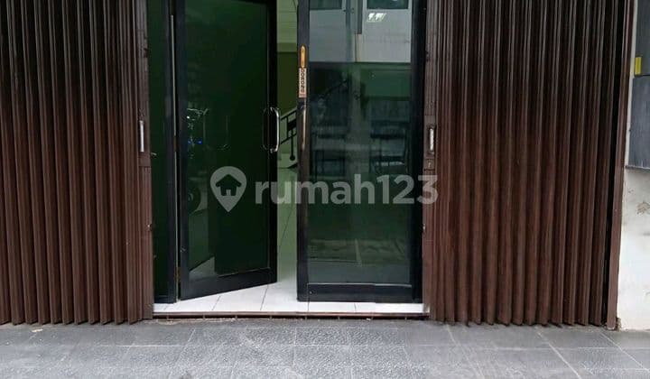 Disewakan Murah Ruko Bagus 4 Lantai Di Kelapa Gading Jakarta Utara