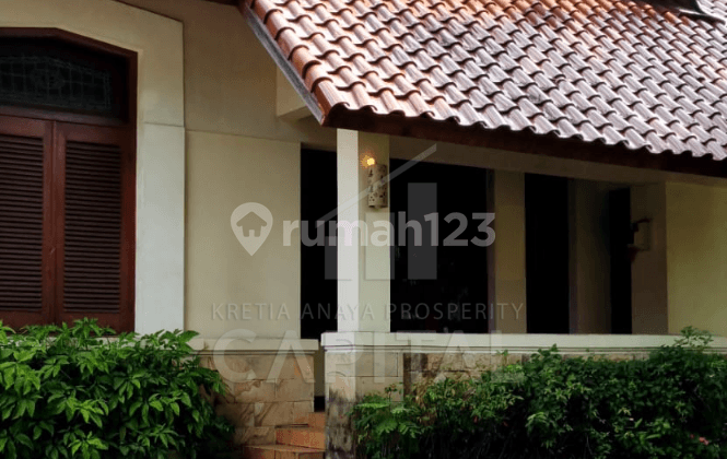 Beautiful 1-Story House with a Premium Location in Sayap Riau Bandung