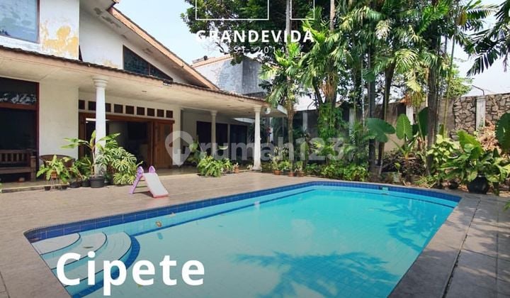 Rumah Lama Terawat Halaman Besar Dan Ada Swimming Pool Dekat Mrt Station At Jl Binakarya