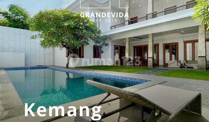 New Luxury House Large Land Big Building with Private Pool in Pedurenan Kemang