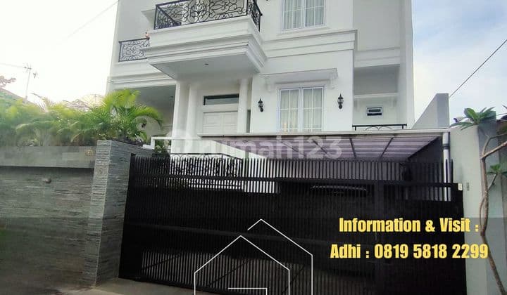 Rumah Minimalis Bangunan Terawat Dan Siap Huni Lokasi Bagus Dekat Mrt Blok M