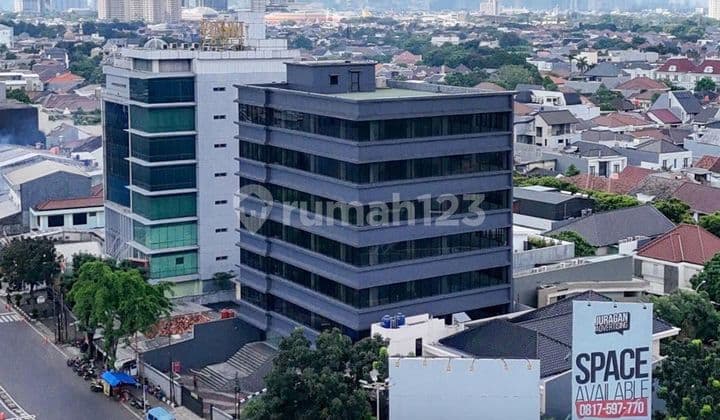 Gedung Kantor Baru Dekat Pintu Tol Pondok Indah dan Tb Simatupang Siap Pakai