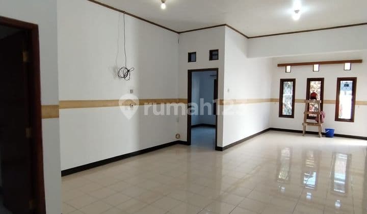 For Rent: Nice House in Kopo Permai