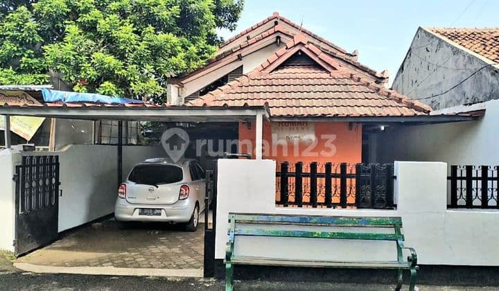 For Sale 2-Story House