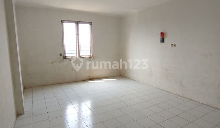 2 Unit Ruko Gandeng di Bojong Indah, Jakarta Barat.