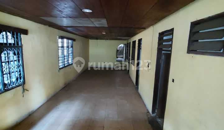 Cengkareng House, West Jakarta. Suitable for: Boarding Houses, Home Industry, Office, Employee Dormitory, Restaurant.