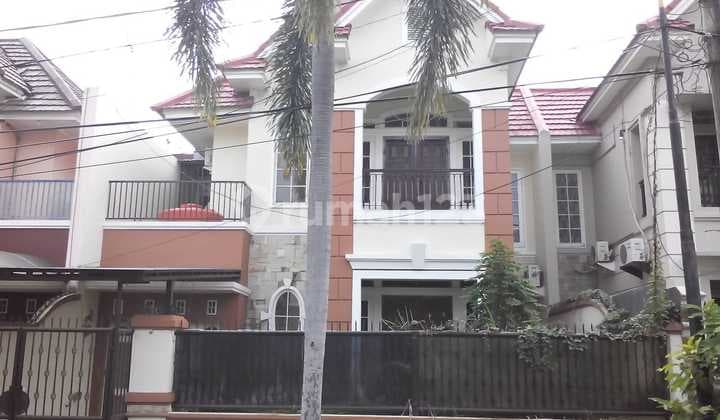Ready-to-Occupy House in Citra Garden Ext 2, West Jakarta.