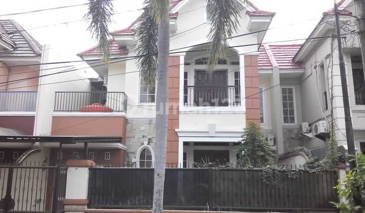 Ready-to-Occupy House in Citra Garden Ext 2, West Jakarta.