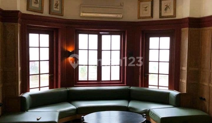 For Rent: Heritage Nuance House, Suitable for Business in Menteng.