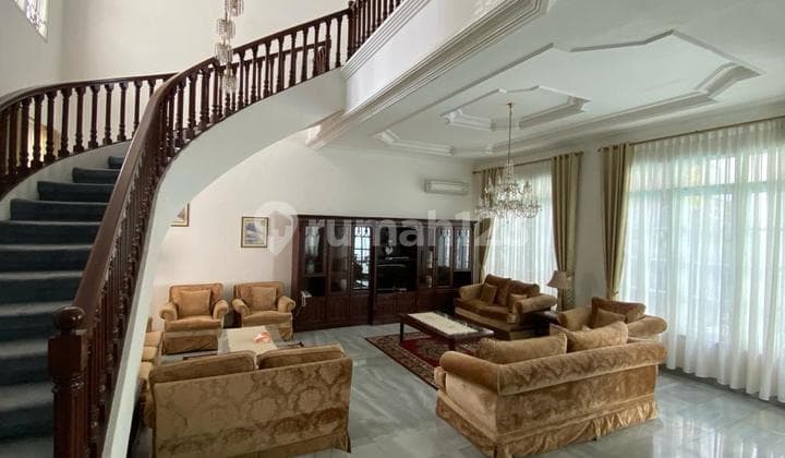 Ready-to-Occupy House in Kuningan, South Jakarta - Quiet Area