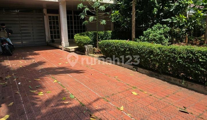 Rumah Tua Menteng, Bisa Untuk Office Rumah Huni