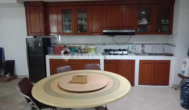 Apartemen Kemayoran Pusat Kota 5 Menit ke Prj Fasilitas Lengkap