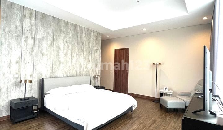 Disewa Branz Simatupang 3 Bedroom Double Private Lift