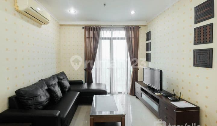 Disewa Apartemen Hampton Park 3 Kamar Tidur Bagus Furnished