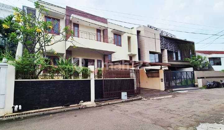 For Rent: Ready-to-Occupy House in Taman S Parman Area, Grogol