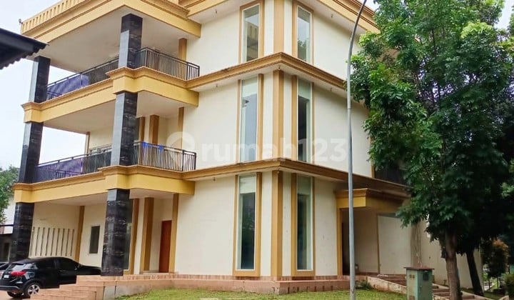 Rumah Posisi Hook Siap Huni Di Simplicity Area BSD